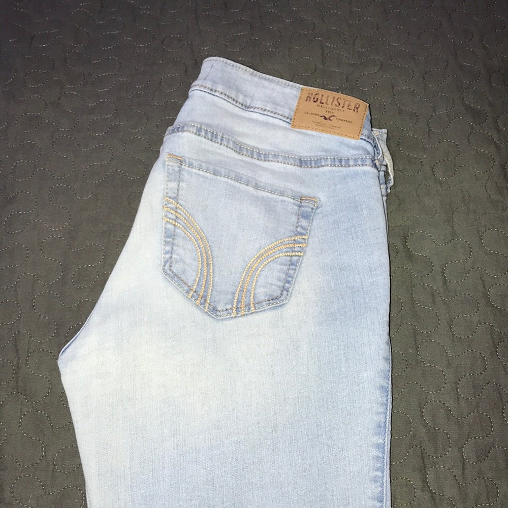 Hollister jeans